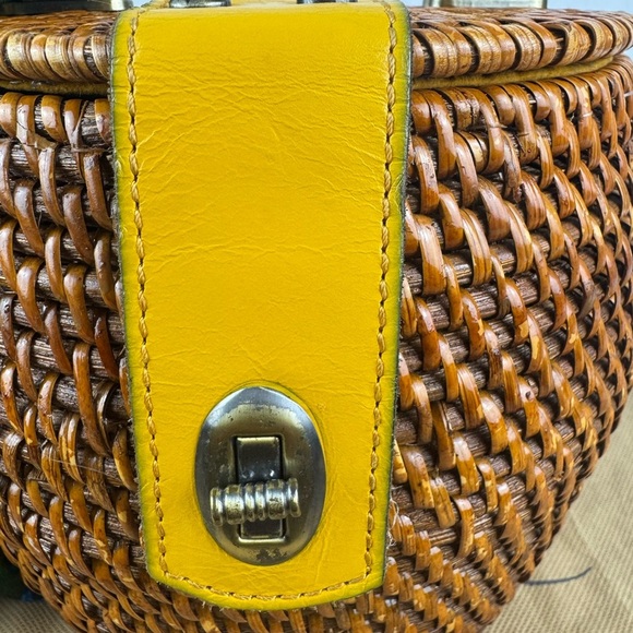 Patricia Nash 10th Anniversary Rare Yellow Wicker Basket Mirror Crossbody Purse. - Picture 10 of 16